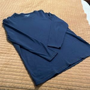 Men’s Johnston & Murphy Long sleeved tee Navy Size XL Excellent condition
